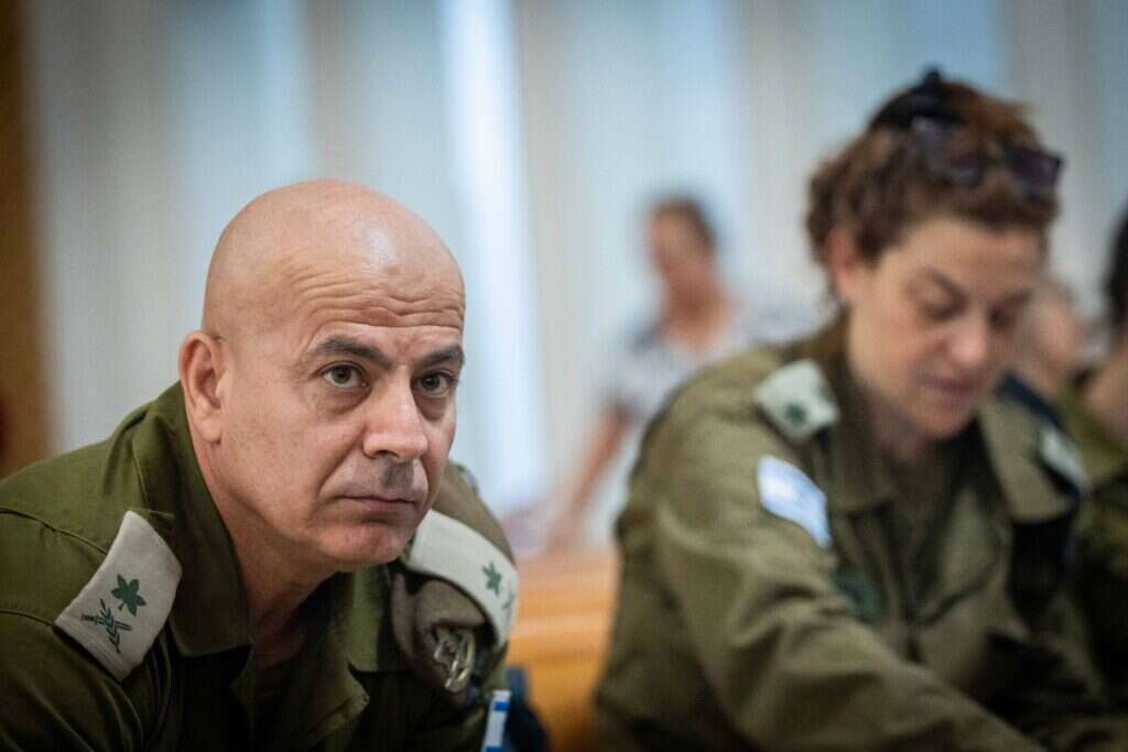 נלחם בקמפיין ההרעבה. מתאם פעולות הממשלה בשטחים, האלוף רסאן עליאן | יונתן זינדל, פלאש 90 נלחם בקמפיין ההרעבה. מתאם פעולות הממשלה בשטחים, האלוף רסאן עליאן | יונתן זינדל, פלאש 90