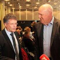 השופטים יצחק עמית (משמאל) ועוזי פוגלמן. | קוקו