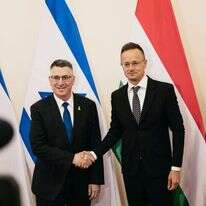 שר החוץ גדעון סער 
 עם שר החוץ של הונגריה, פטר סיירטו. | Ministry of Foreign Affairs and Trade to Hungary