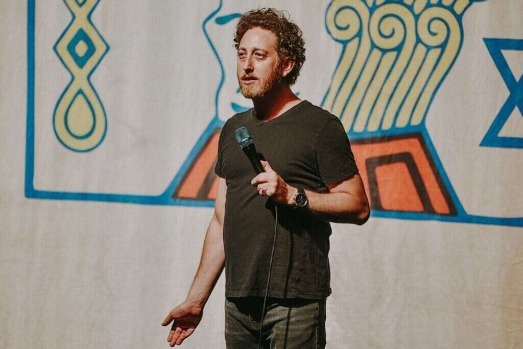 אולי יום אחד נופיע יחד. יונתן ברק. | דף הפייסבוק של יונתן ברק