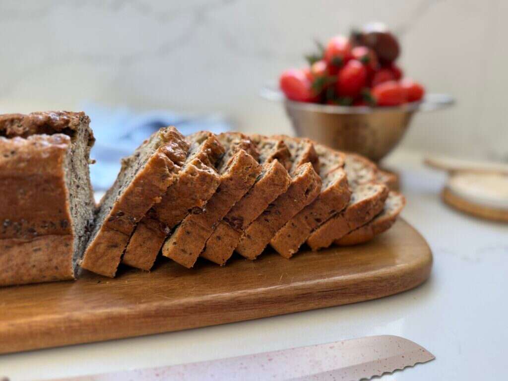 לחם טחינה. | אסי רוז