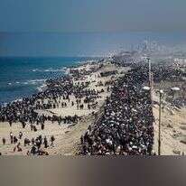 המוני פלסטינים חוזרים השבוע לצפון הרצועה. | אי.פי.איי