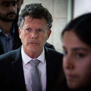 יצחק עמית | חיים גולדברג, פלאש 90