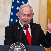 רה"מ נתניהו נואם בבית הלבן. | EPA רה"מ נתניהו נואם בבית הלבן. | EPA