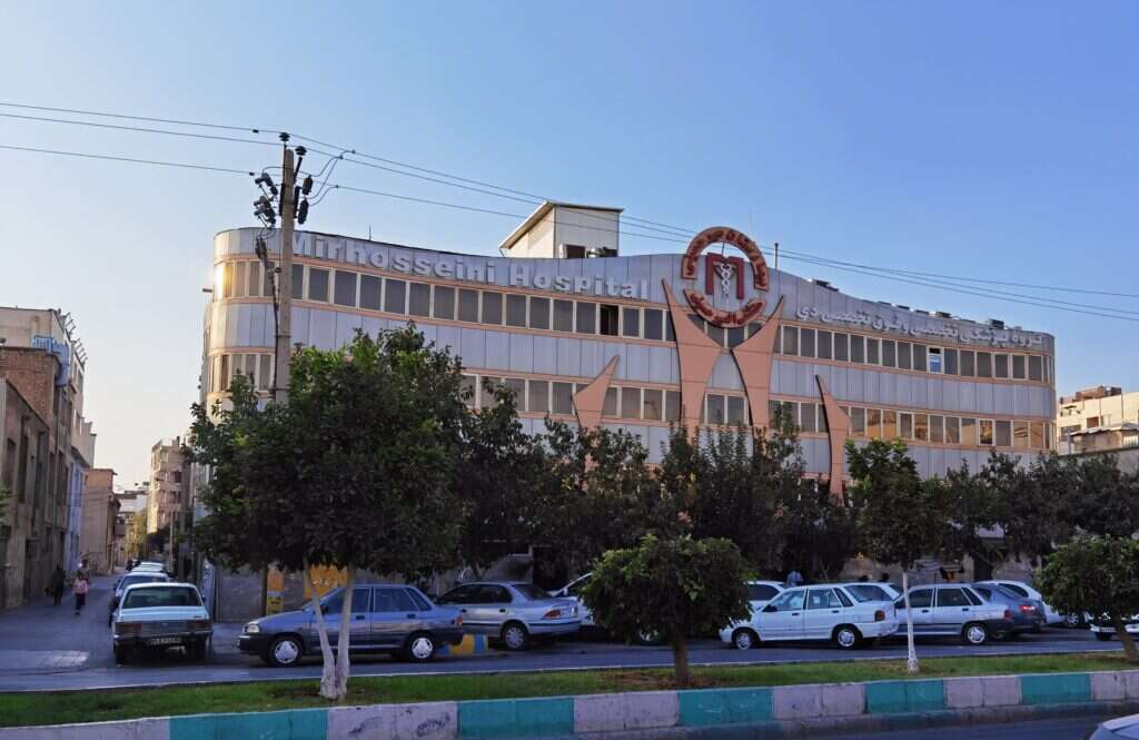 בית חולים בשיראז, איראן. | שאטרסטוק