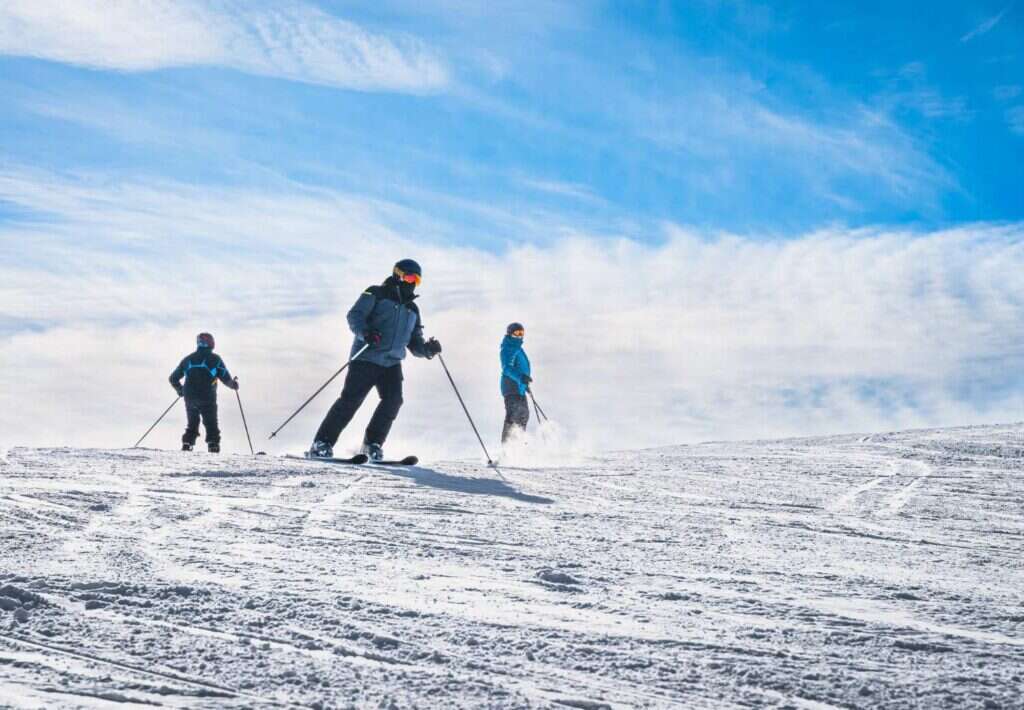 אתר סקי גודרי. | קשרי תעופה