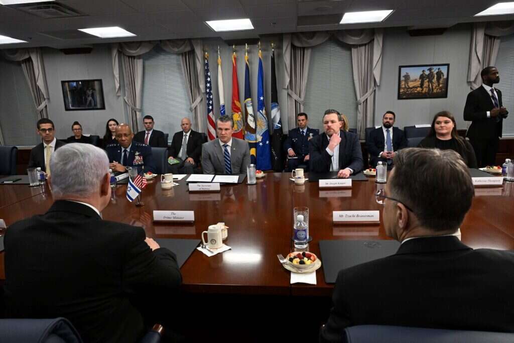 פגישת ראש הממשלה בנימין נתניהו עם שר ההגנה האמריקאי פיט הגסת' בפנטגון, וושינגטון. | אבי אוחיון לע"מ