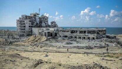 מלון אל־משטל בעזה שנפגע במהלך המלחמה. | AFP