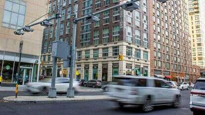 מצלמות אגרת גודש בצומת במנהטן, 2023. | AP