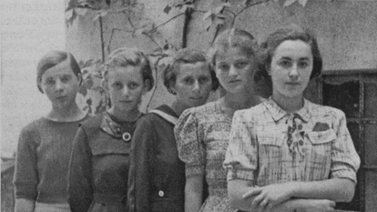 באדיבות הוט 8 באדיבות הוט 8