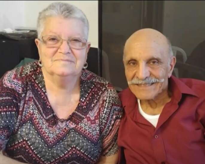 שלמה מנצור הי"ד ואשתו מזל. | מסך מכאן 11