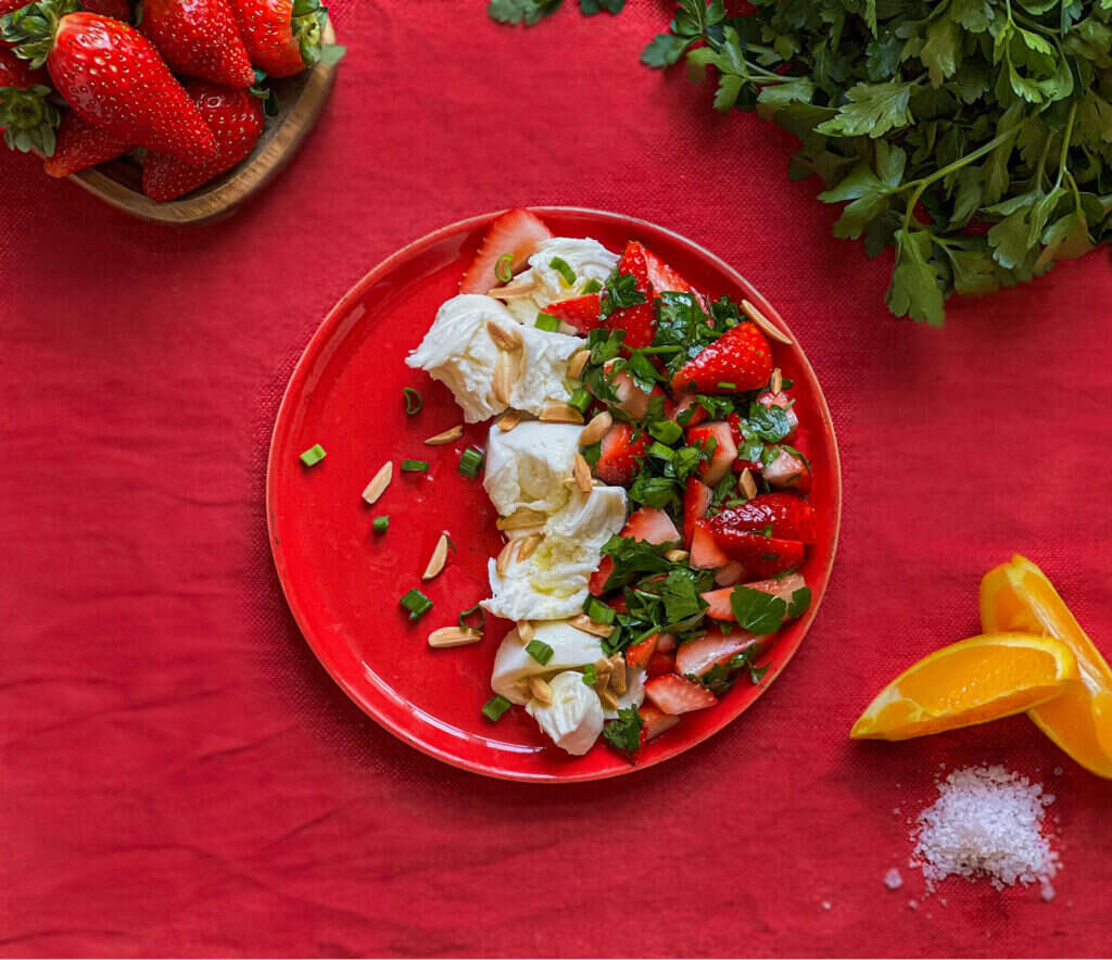 תותים, עשבים ומוצרלה | נדב טל