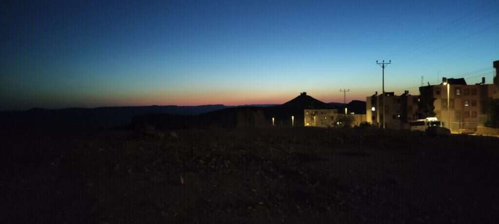 צ'ק אין אאוט צ'ק אין אאוט