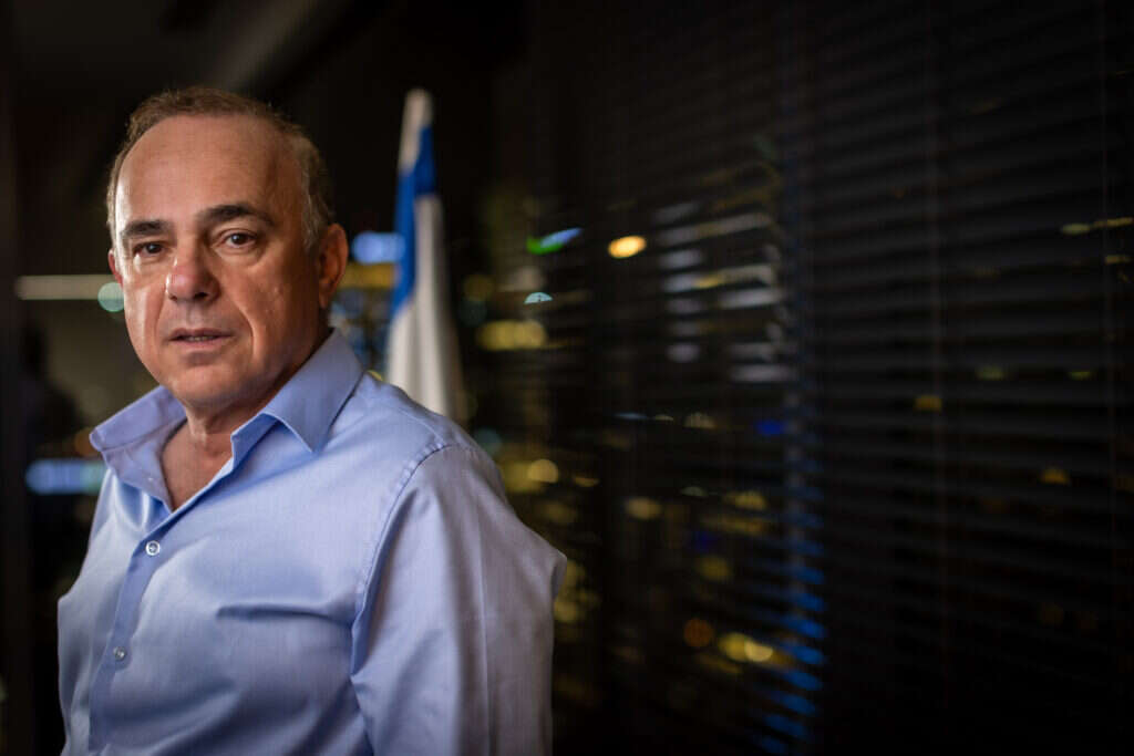 ד"ר יובל שטייניץ. | אריק סולטן ד"ר יובל שטייניץ. | אריק סולטן