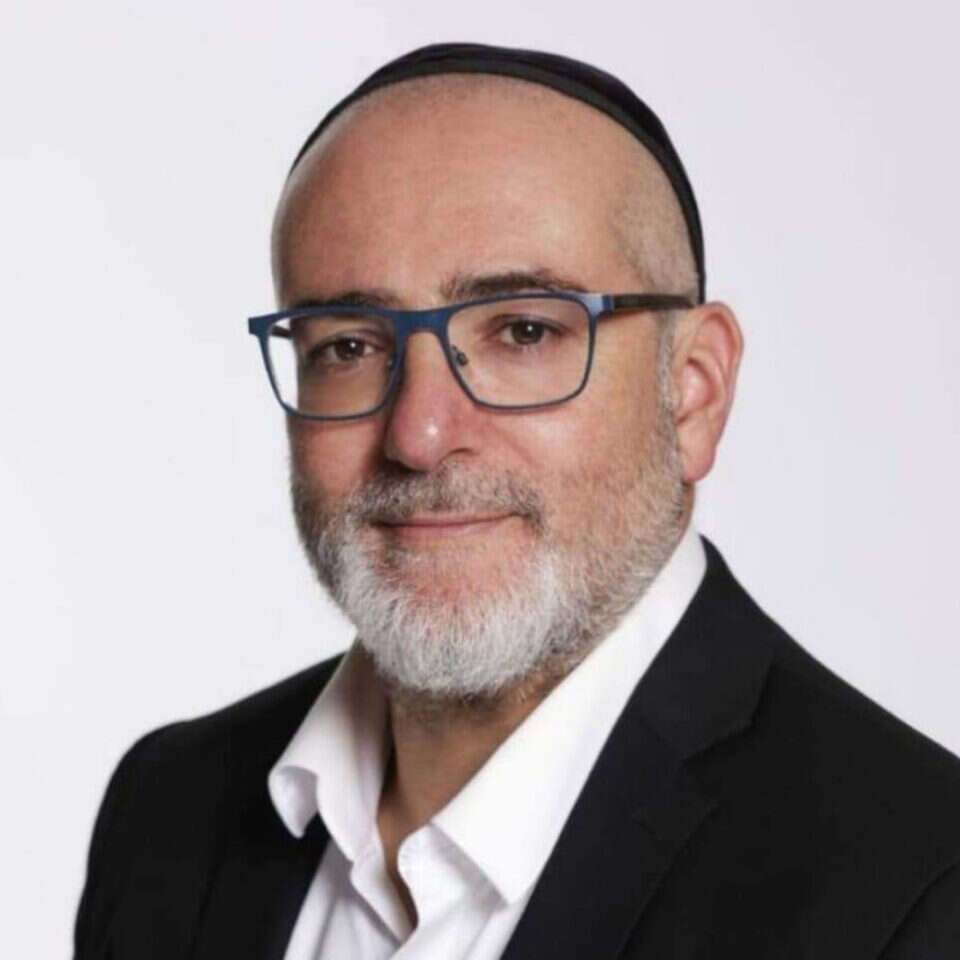 אלעד צדיקוב. | שי יחזקאל אלעד צדיקוב. | שי יחזקאל