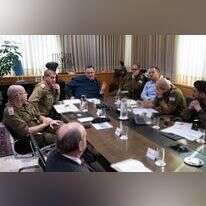 דיון במשרד הביטחון. | אריאל חרמוני, משרד הביטחון