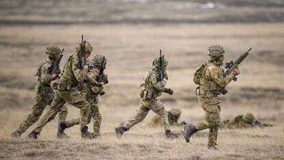 כוחות נאט"ו בתרגיל ברומניה. | AP כוחות נאט"ו בתרגיל ברומניה. | AP