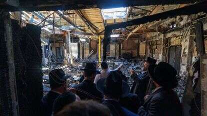 בית הכנסת "עדת ישראל" במלבורן שהוצת בחודש דצמבר 2024. | AFP