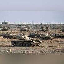 טנקים מצריים סמוך למעבר רפיח, בחודש שעבר. | AFP