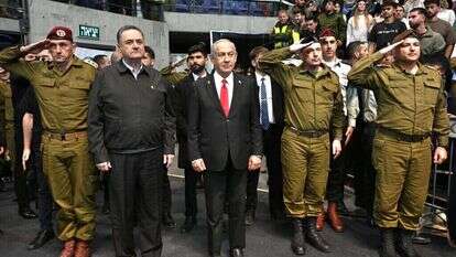 ראש הממשלה בנימין נתניהו בטקס סיום קורס קצינים קרביים. | חיים צח / לע"מ