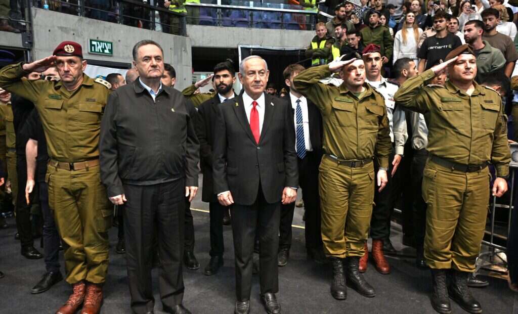 ראש הממשלה בנימין נתניהו בטקס סיום קורס קצינים קרביים. | חיים צח / לע"מ ראש הממשלה בנימין נתניהו בטקס סיום קורס קצינים קרביים. | חיים צח / לע"מ