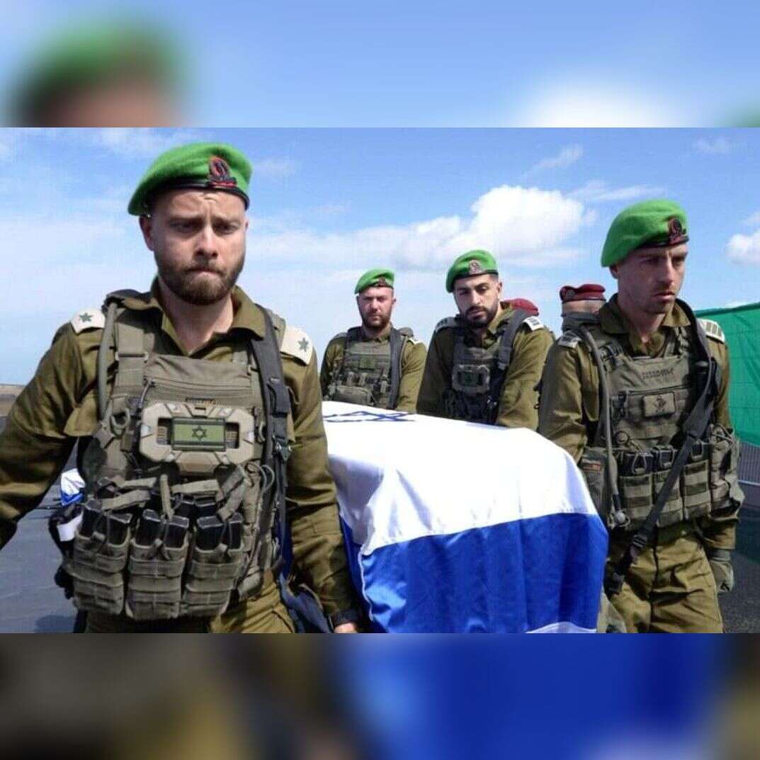 לוחמי חטיבת הנח"ל משיבים את גופות החטופים. | דובר צה"ל לוחמי חטיבת הנח"ל משיבים את גופות החטופים. | דובר צה"ל