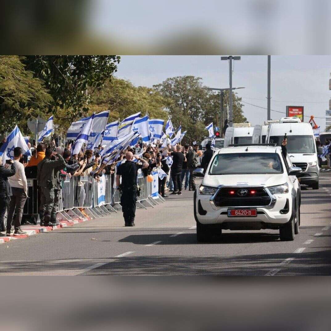 שיירת הבאת ארונות חללים | AFP שיירת הבאת ארונות חללים | AFP