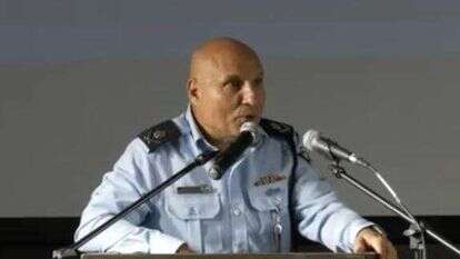 ניצב יהודה בן עטר. | מסך מתוך סרטון יוטיוב של כנס ישראל לחניה, תנועה ותחבורה ניצב יהודה בן עטר. | מסך מתוך סרטון יוטיוב של כנס ישראל לחניה, תנועה ותחבורה