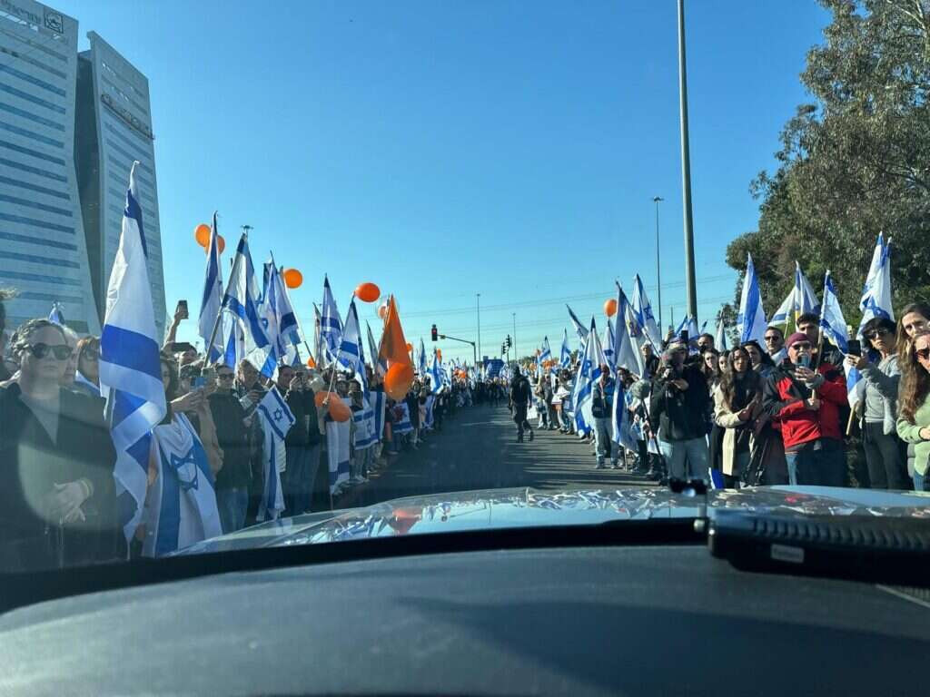 הלוויית שירי, כפיר ואריאל ביבס. חברה קדישא ראשון לציון