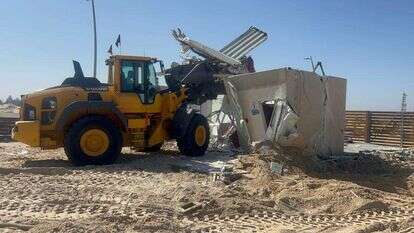 עבודת שיקום בחוף זיקים | דוברות והסברה חוף אשקלון