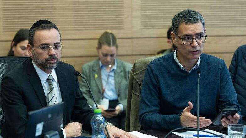 שר הבריאות אוריאל בוסו ומנכ"ל משרד הבריאות משה בר סימן טוב. | יונתן זינדל, פלאש 90