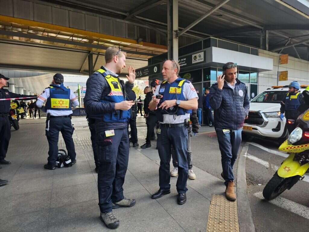 זירת הפיגוע. | מד"א