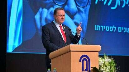 שר הביטחון ישראל כץ במרכז מורשת בגין, הערב. | שלומי אמסלם, משרד הביטחון