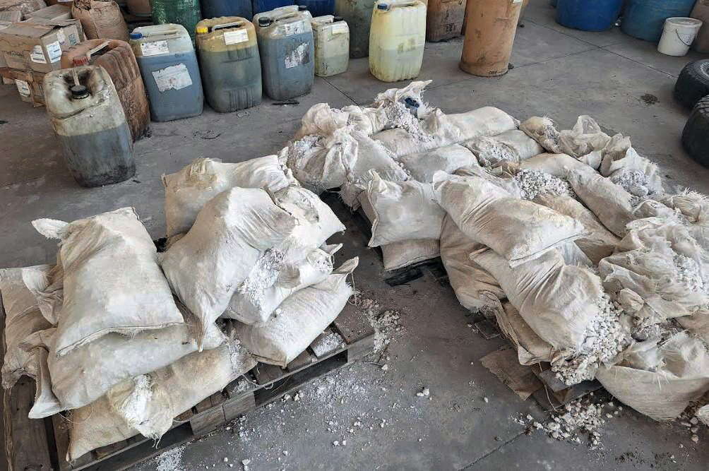 כדורי פנטניל וכימיקלים מסוכנים שנתפסו במקסיקו. | AFP