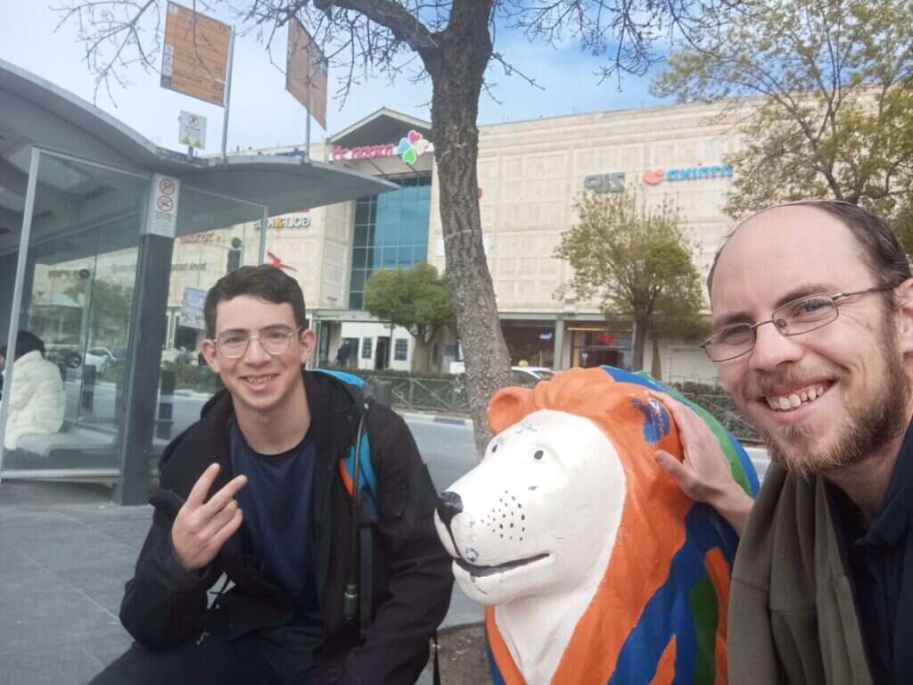 אברהם אליצור