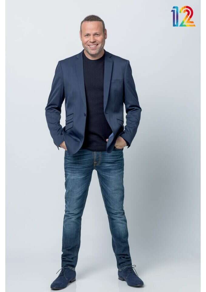 אדיר מילר. | אוהד רומנו