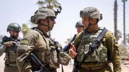 האלופים יניב עשור (מימין), ואיציק כהן