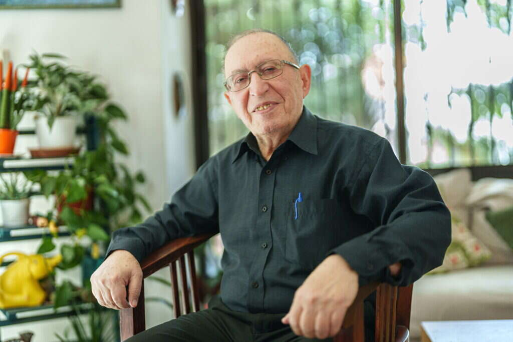 "אין לי זיקה נפשית לסוריה. עזבנו את דמשק אחרי זריקת הרימונים". פרופ' יוסף דנה. | אנצ'ו גוש - ג'יני