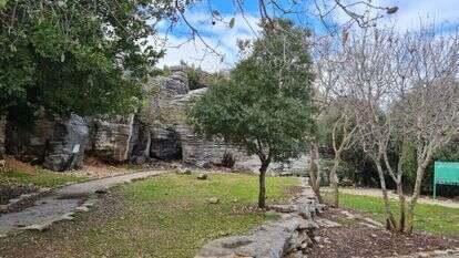 פארק הסלעים כיסרא. | צ'ק אין אאוט