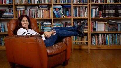 אורנה לנדאו.