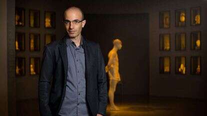 משוכנע שאנו חיים בתקופה המפחידה ביותר אי־פעם. יובל נח הררי. | אריק סולטן