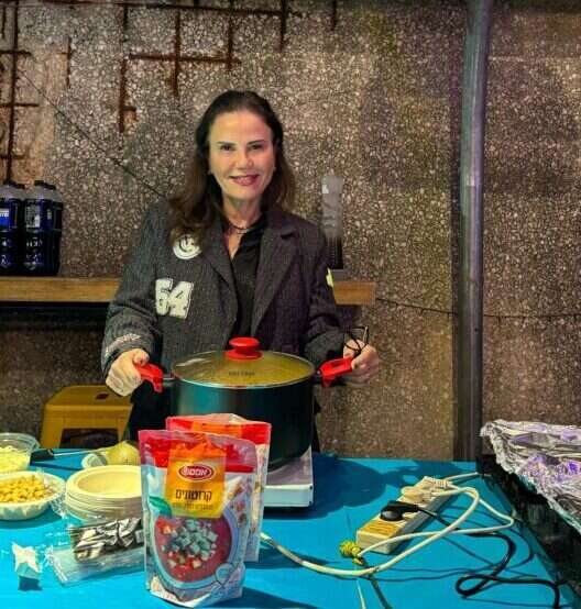 אורנה יחזקאל סוכנת ביטוח. | פרטי