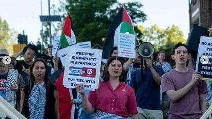 הפגנה אנטי-ישראלית באוניברסיטת WSU באוסטרליה. | מסך מאינסטגרם