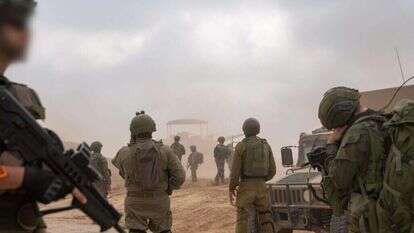 כוחות צה"ל נכנסים לציר נצרים, שלשום. | דובר צה"ל כוחות צה"ל נכנסים לציר נצרים, שלשום. | דובר צה"ל