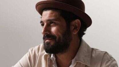 אביב אלוש. | שי יחזקאל