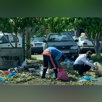 המשבר הכלכלי העמוק רק הולך ומחריף. איראנים מלקטים אוכל מהזבל ברחובות טהרן | יוטיוב