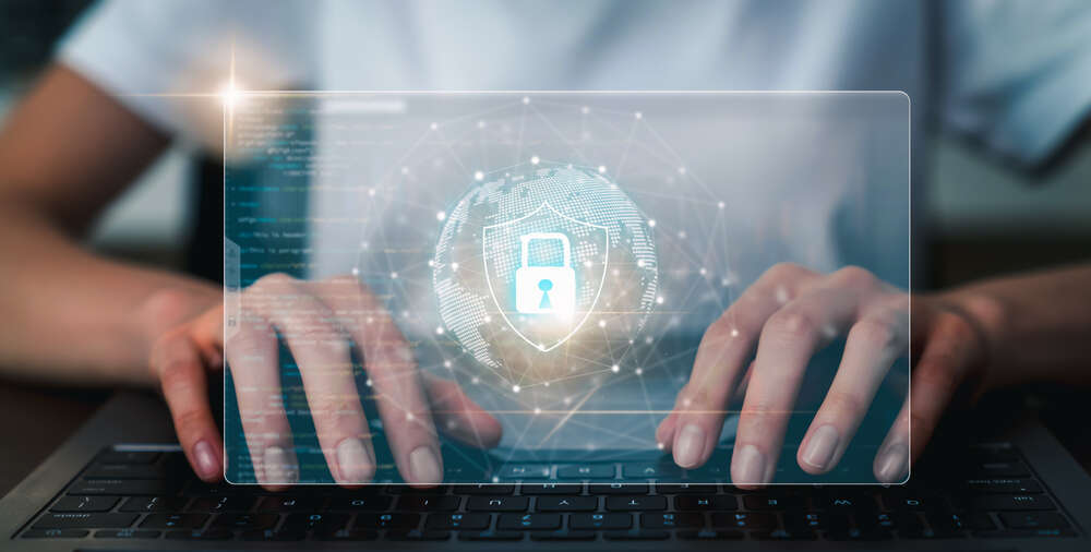 בינה מלאכותית במייל | שאטרסטוק