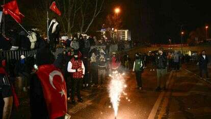 מפגינים בטורקיה נגד ארדואן. | AFP