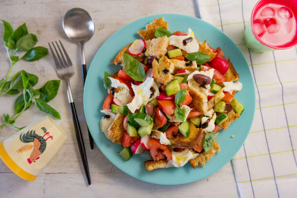 סלט לחם. | אפרת מוסקוביץ סלט לחם. | אפרת מוסקוביץ