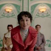 בנות הלוויה. באדיבות נטפליקס